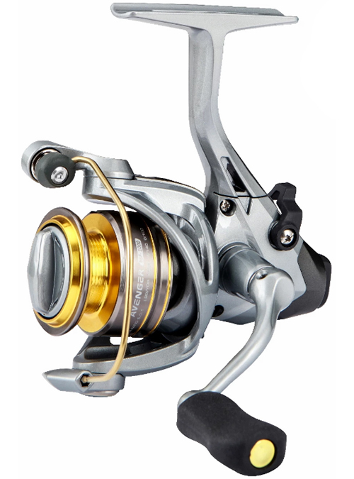 Okuma Avenger Baitfeeder Reel